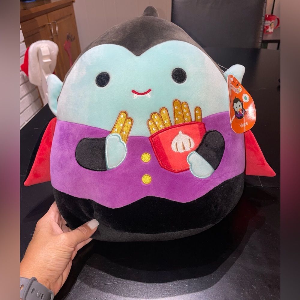 Squishmallow NWT Halloween Vince the Vampire french fries animal plush toy 12 in